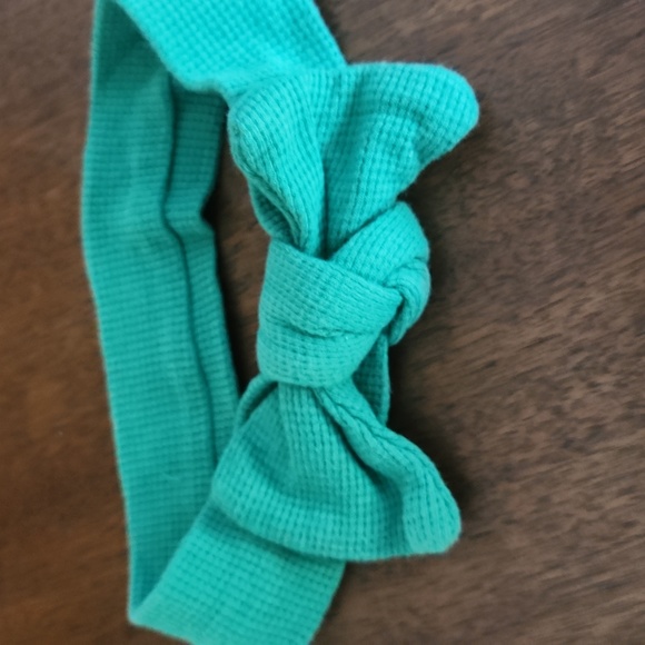 Cater's, Super Comfy, 12 Month, Flame Resistant Sleeper, Light Pink w head band - Picture 10 of 11